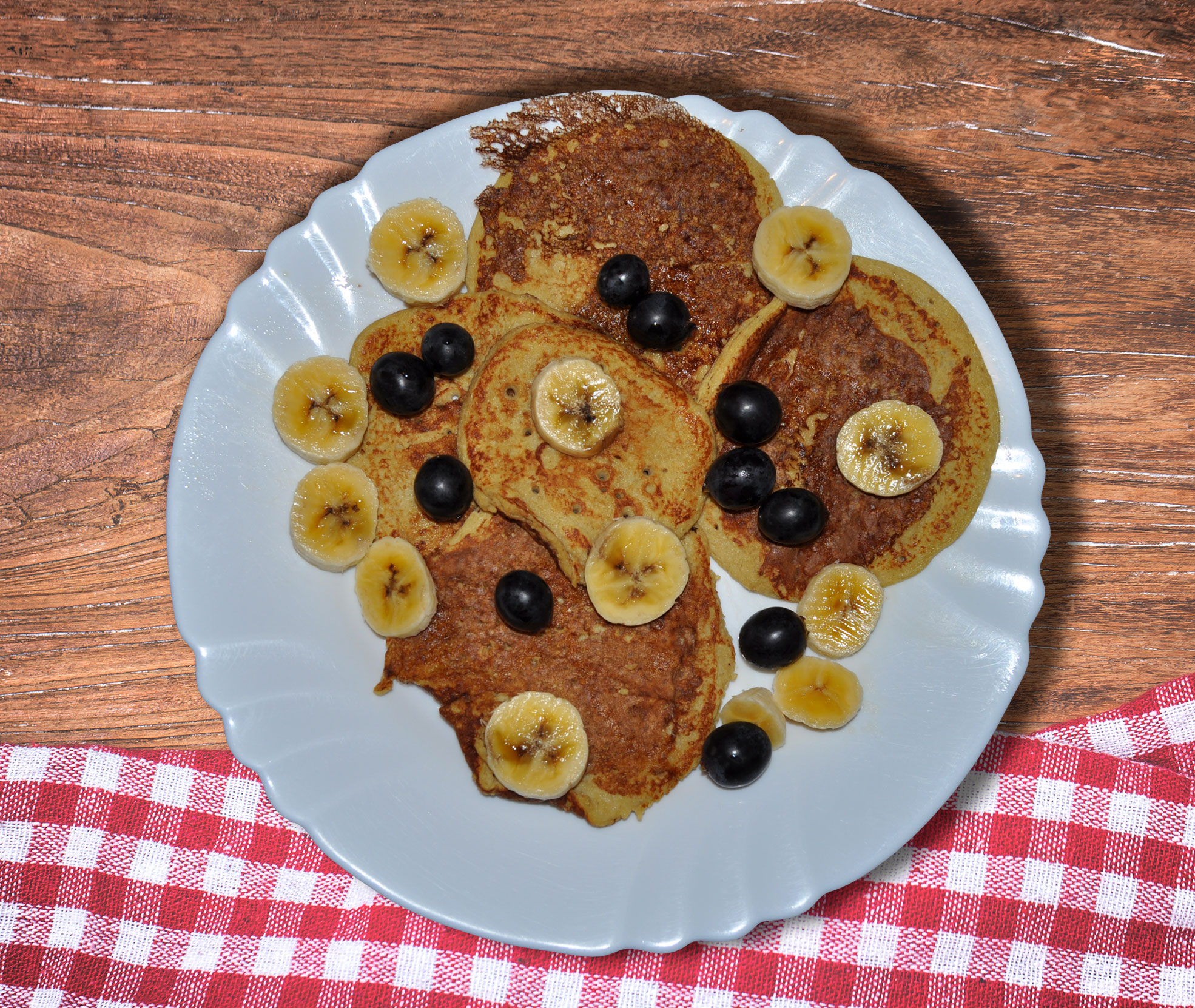 imagen blog FaWellness | Hoy receta de tortitas de avena, pltano y huevo por nuestra nutricionista Silvia